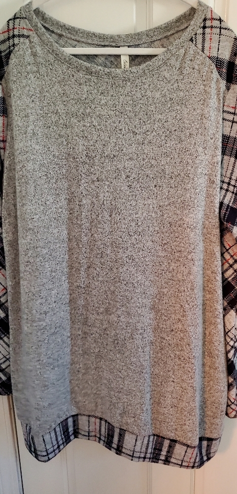 Celeste Gray and Navy Plaid Tunic Top